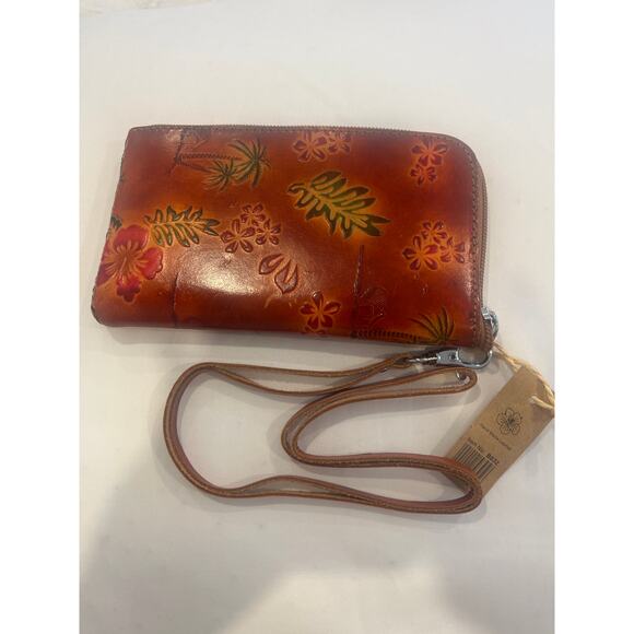 Elegant Handmade Hawaii Leather Passport Holder – New with Tag - Picture 1 of 11